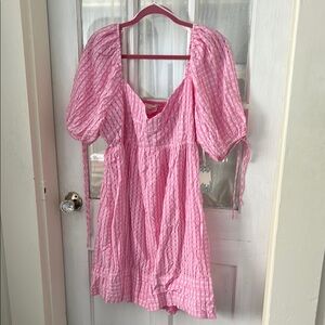 Pink Gingham Puff Sleeve Dress